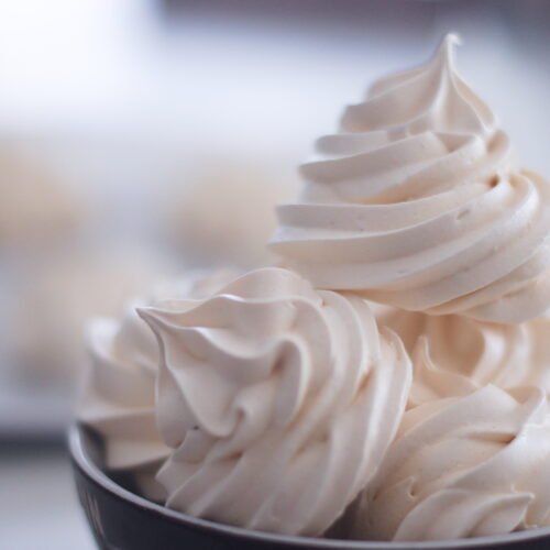 Comment réussir la meringue française : la recette complète étape par étape 2 meringues
